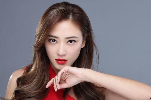 应采儿 背景,从影视新星到家庭幸福的辣妈之路